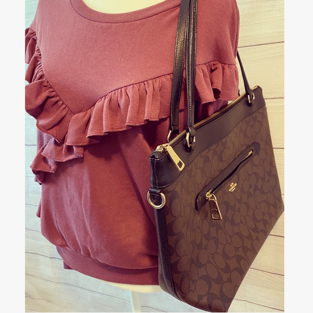 COACH Gallery Tote